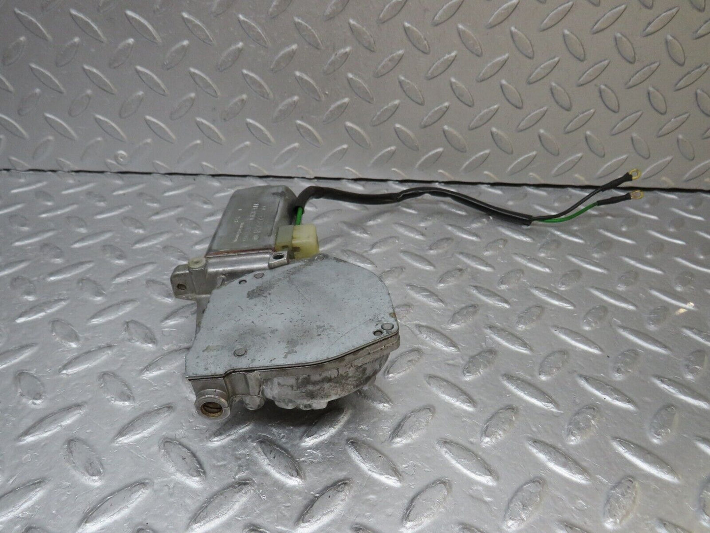37018 Mercedes-Benz C126 420SEC Coupe Rear Left Window Regulator Motor 0130821065