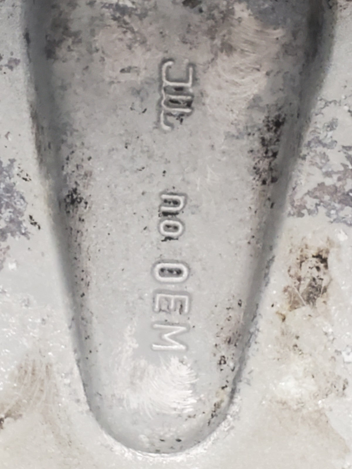 47190403