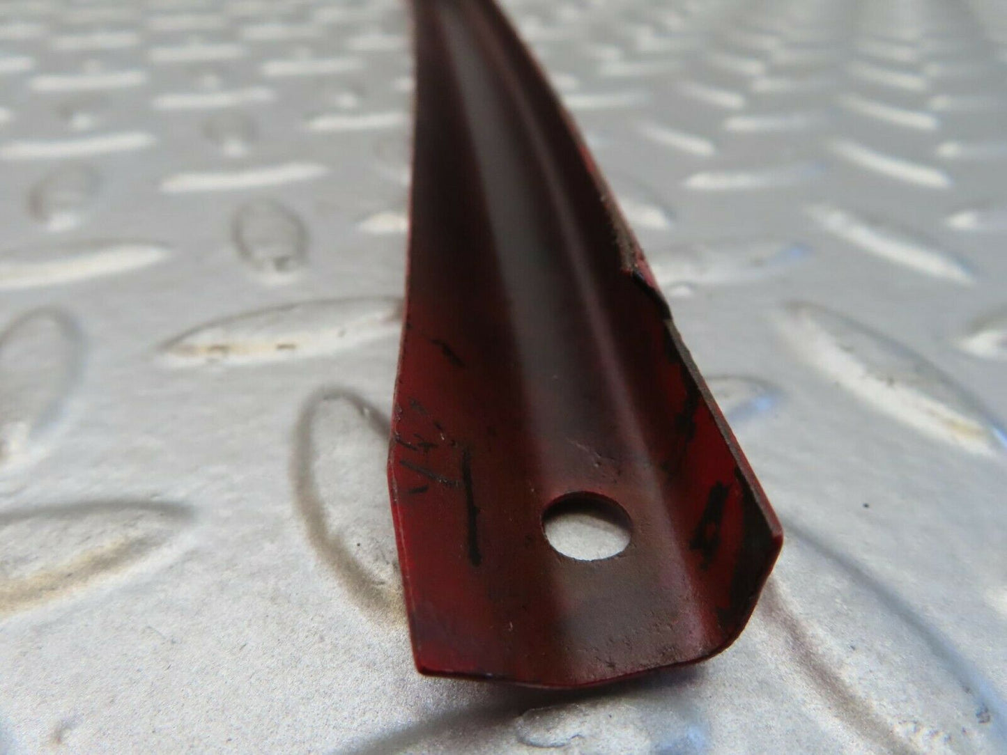 15784 Mercedes-Benz R107 450SL Front Fender Cross Bar