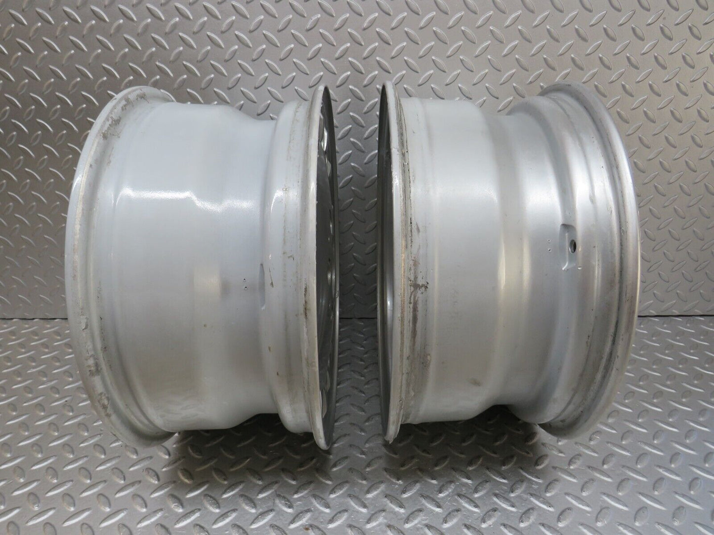 36923 Mercedes-Benz Alloy Wheel Set 7Jx15 H2 ET44 2014001302
