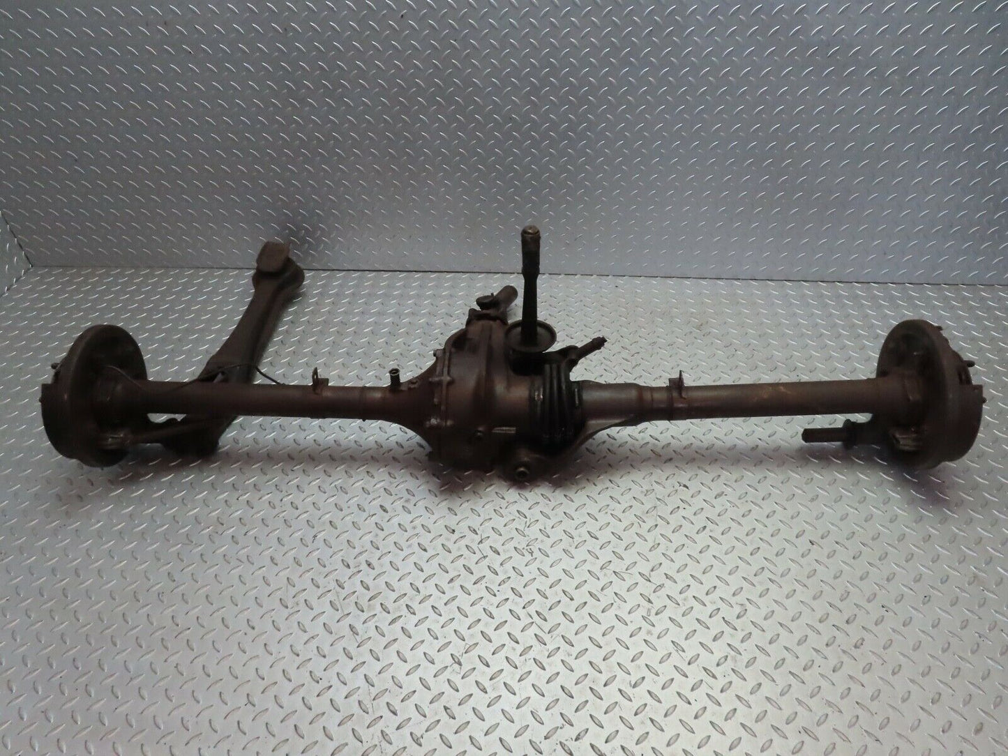 19290 Mercedes-Benz W120 W121 Rear Axle With Differential Ratio 3.90