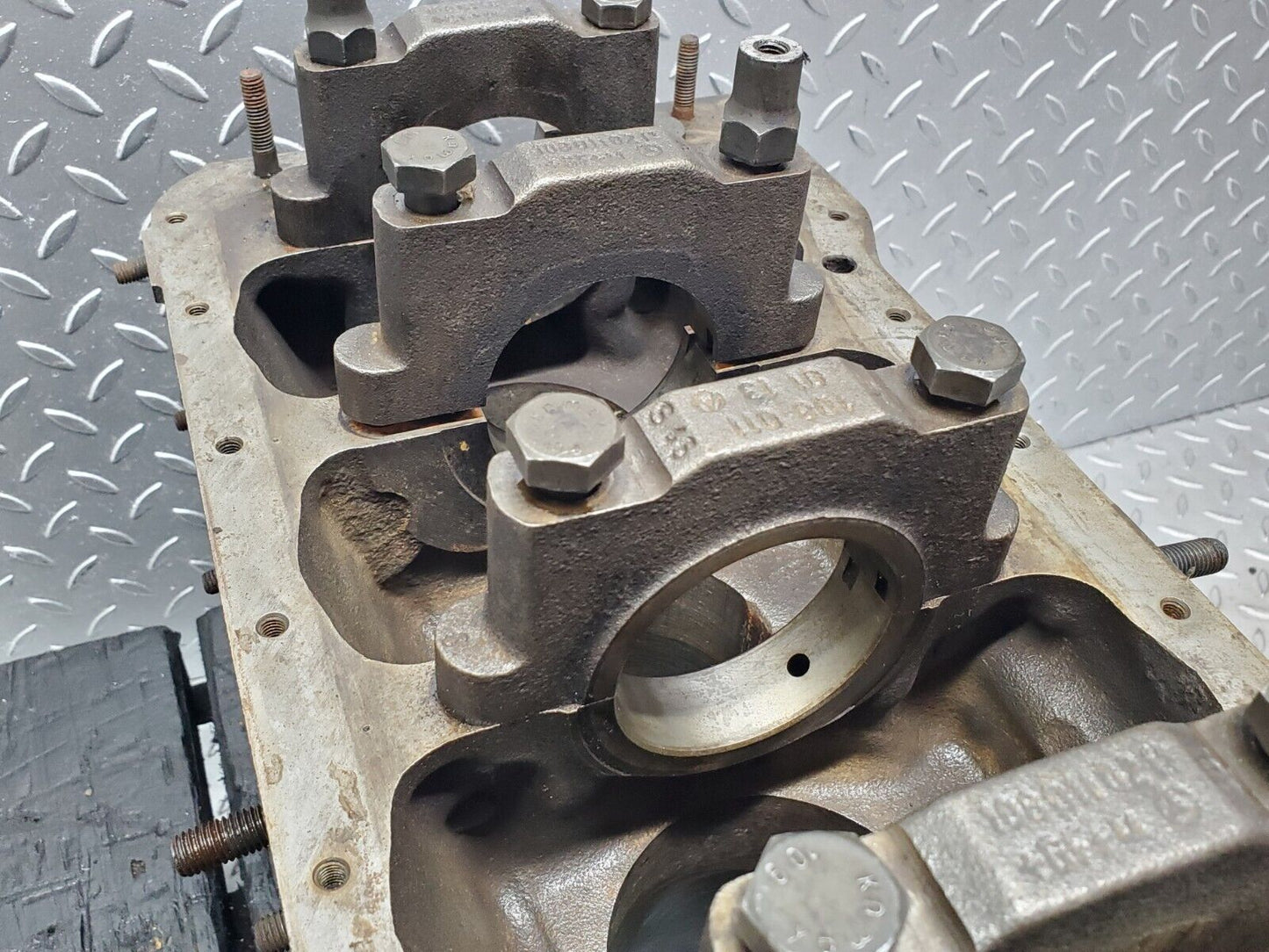 44551 Mercedes-Benz W123 280E Engine Block M110.988