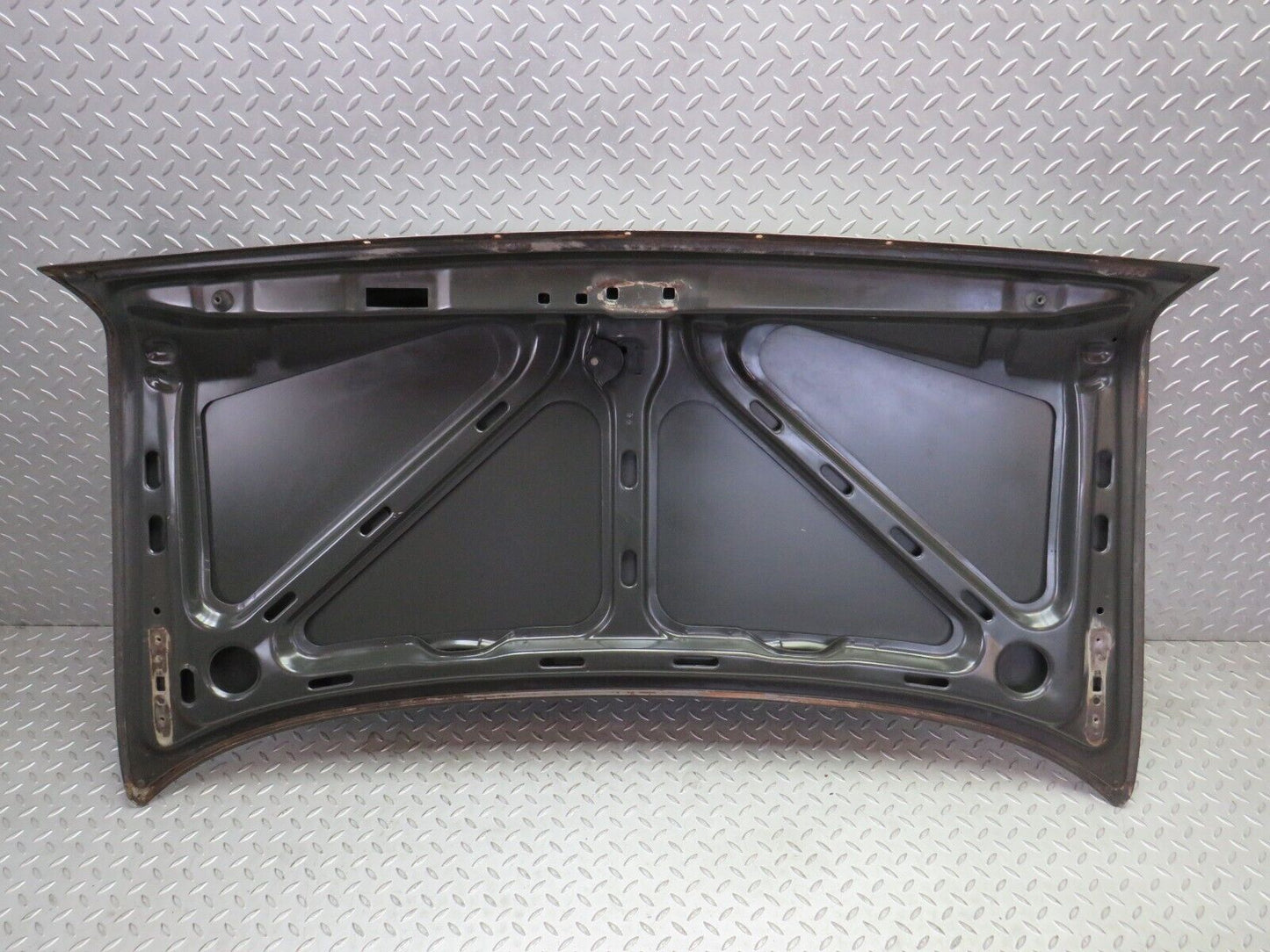 36224 Mercedes-Benz W126 420SE Boot Lid Trunk Door