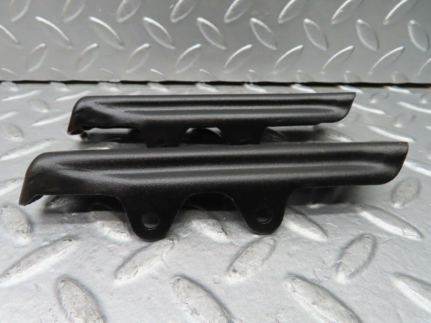 20027 Mercedes-Benz R129 300SL Coupe Air Intake Manifold Bracket