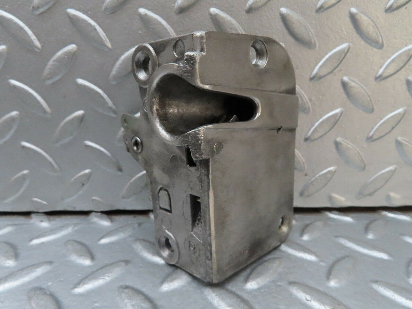 18585 Mercedes-Benz W120 W121 Ponton Rear Right Door Lock Mechanism