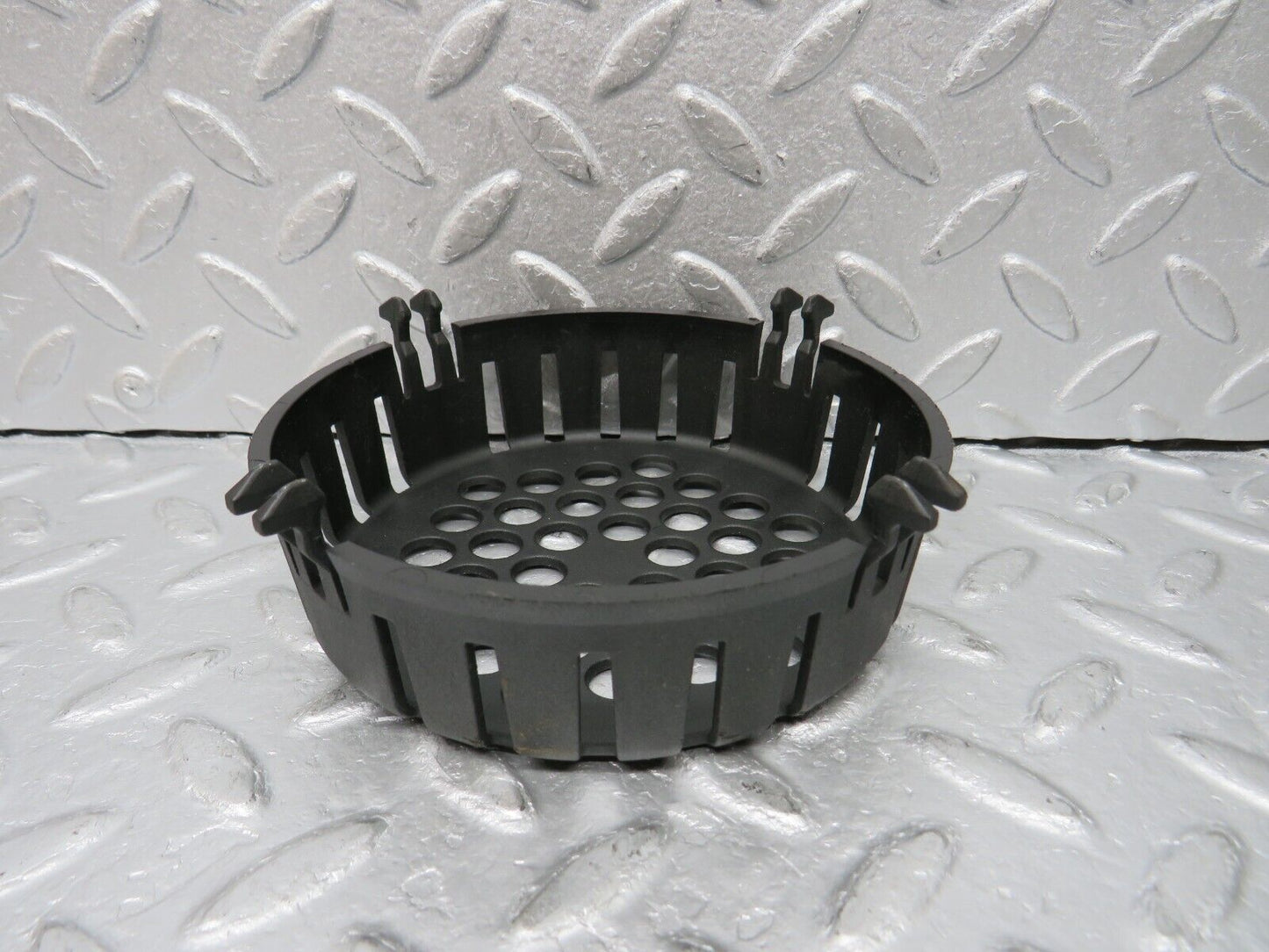 39166 Mercedes-Benz R107 500SL Engine Cooling Fan Cover