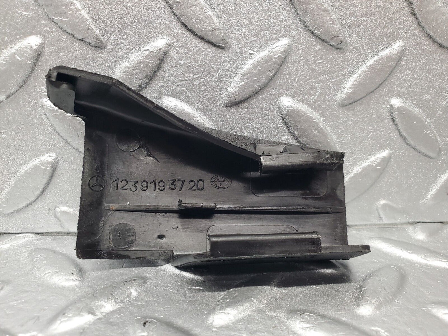 46617 Mercedes-Benz C123 280CE Coupe Front Right Seat Cover Trim Black 1239193720