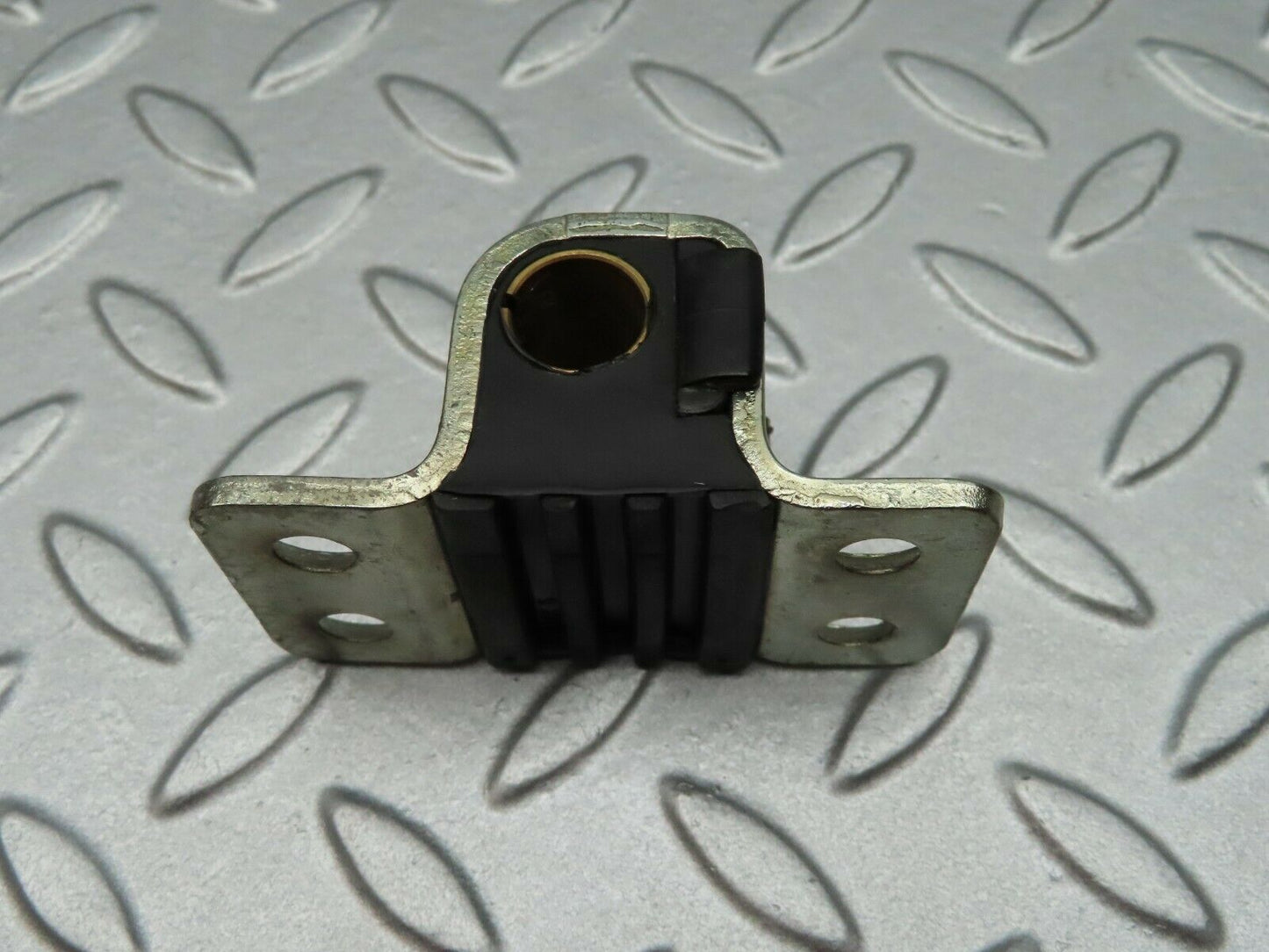 3721 Mercedes-Benz S123 200T Wagon Door Lock Latch Right Side