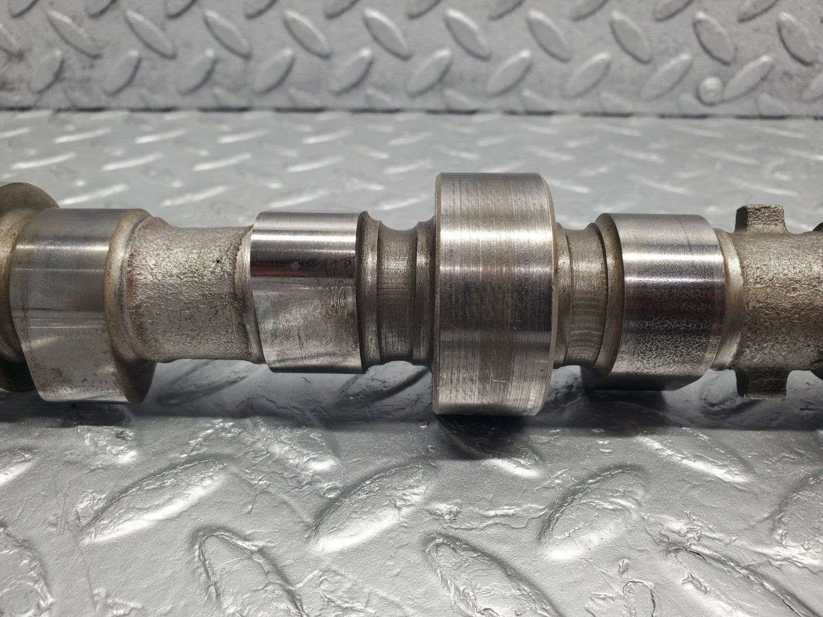 W126 Coupe camshaft right side used OEM