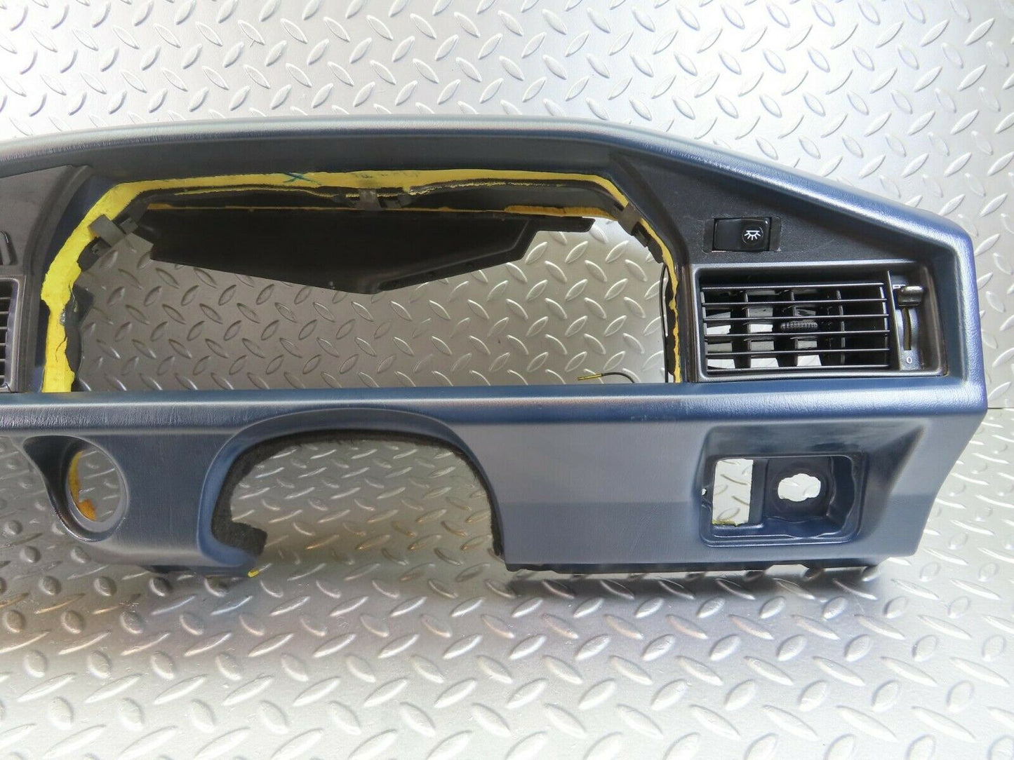 10548 Mercedes-Benz W201 190E Complete Dashboard Blue