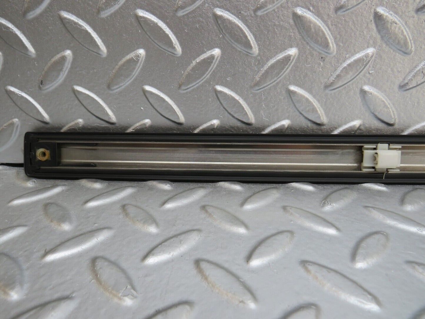33845 Mercedes-Benz W201 190E 2.0L Front Left Door Centre Moulding Trim