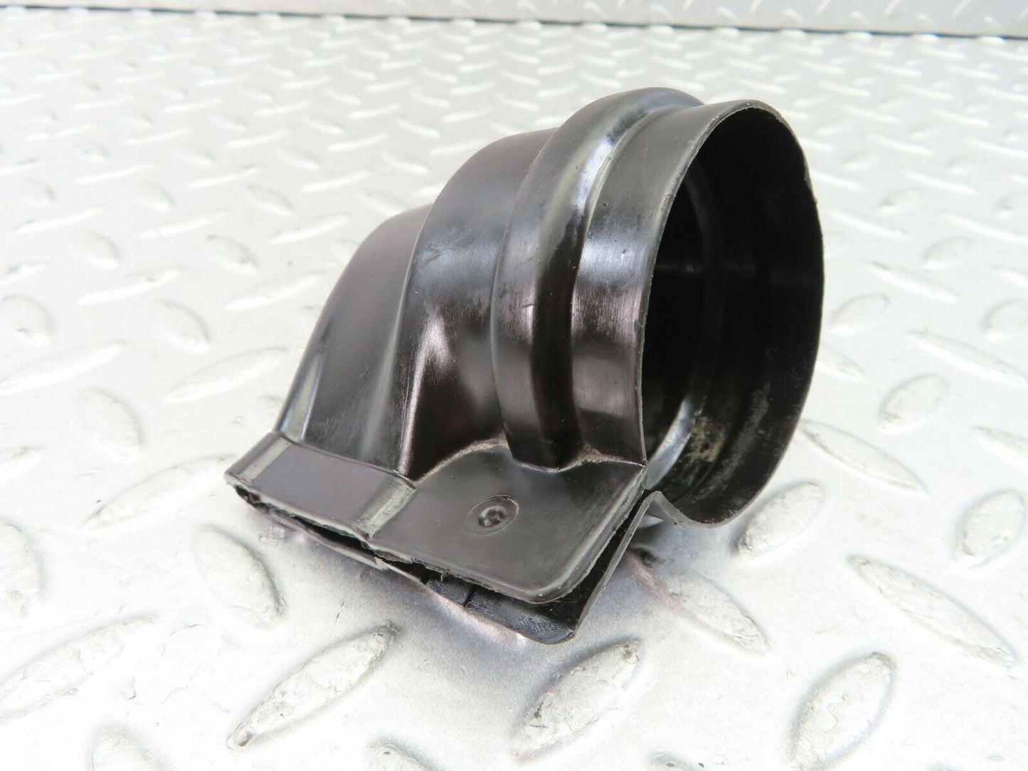 9710 Mercedes-Benz C123 280CE Coupe Ignition Coil Protective Cap 0001581785
