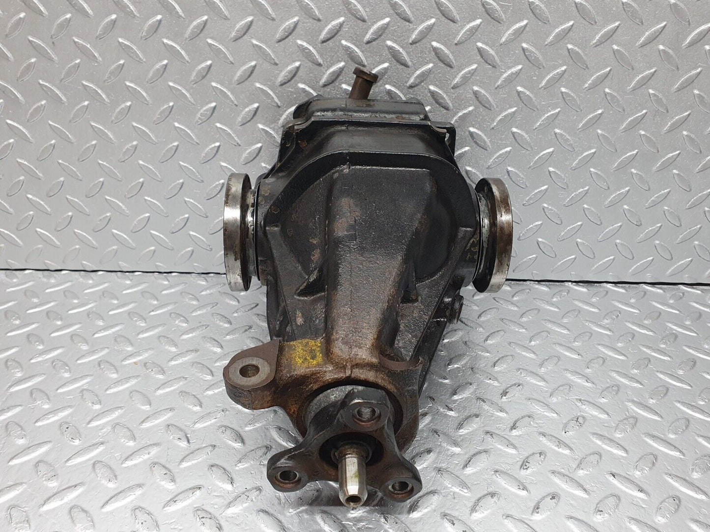 41730 Mercedes-Benz W124 200E Rear Axle Differential Ratio 3.42 2013511401