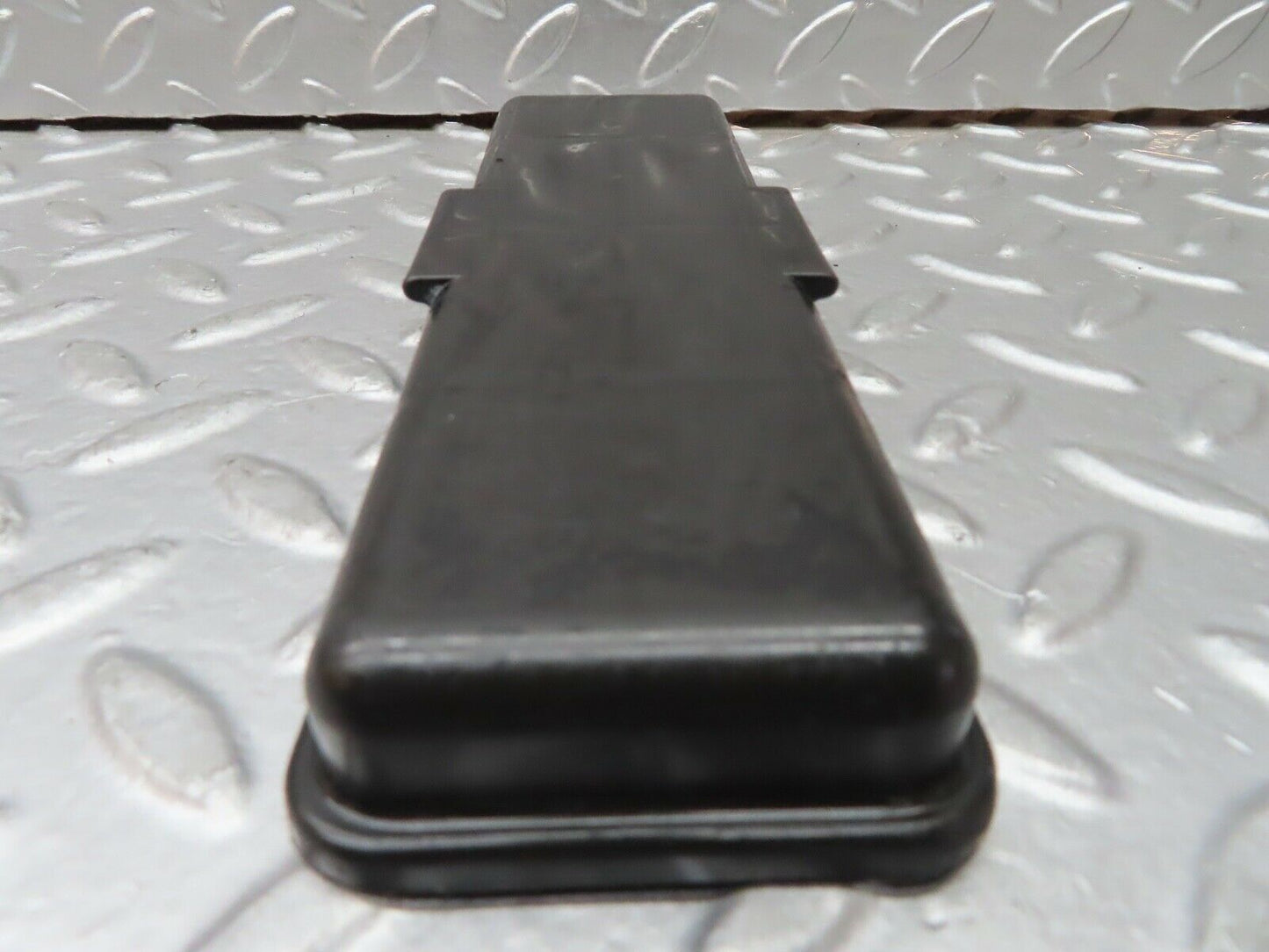 20851 Mercedes-Benz W114 250CE Coupe Fuse Box Lid 1145450000