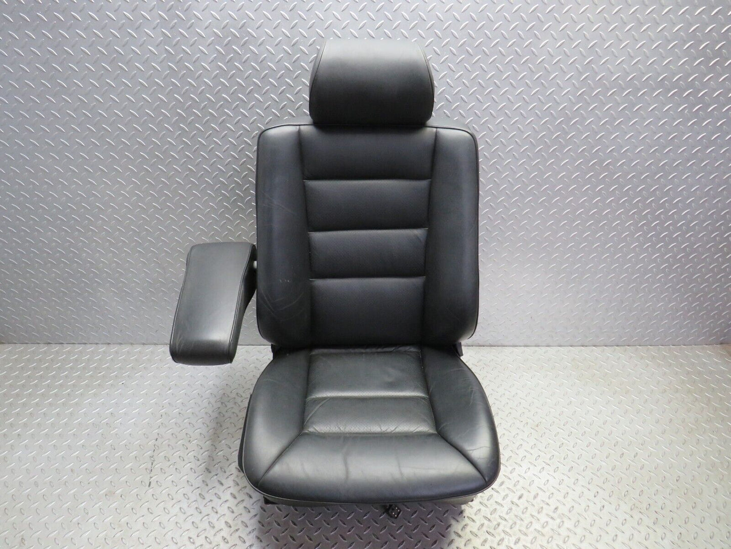 37882 Mercedes-Benz A124 320E Cabriolet Front Left Electric & Heated Seat Leather Black 1249406964