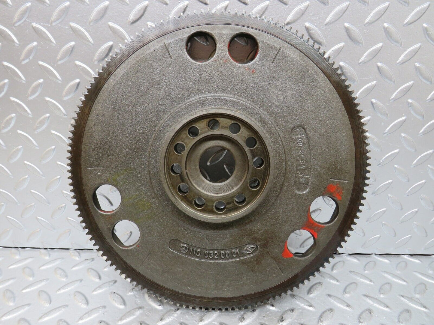 27373 Mercedes-Benz W123 280E Flywheel Starter Ring 1100320001