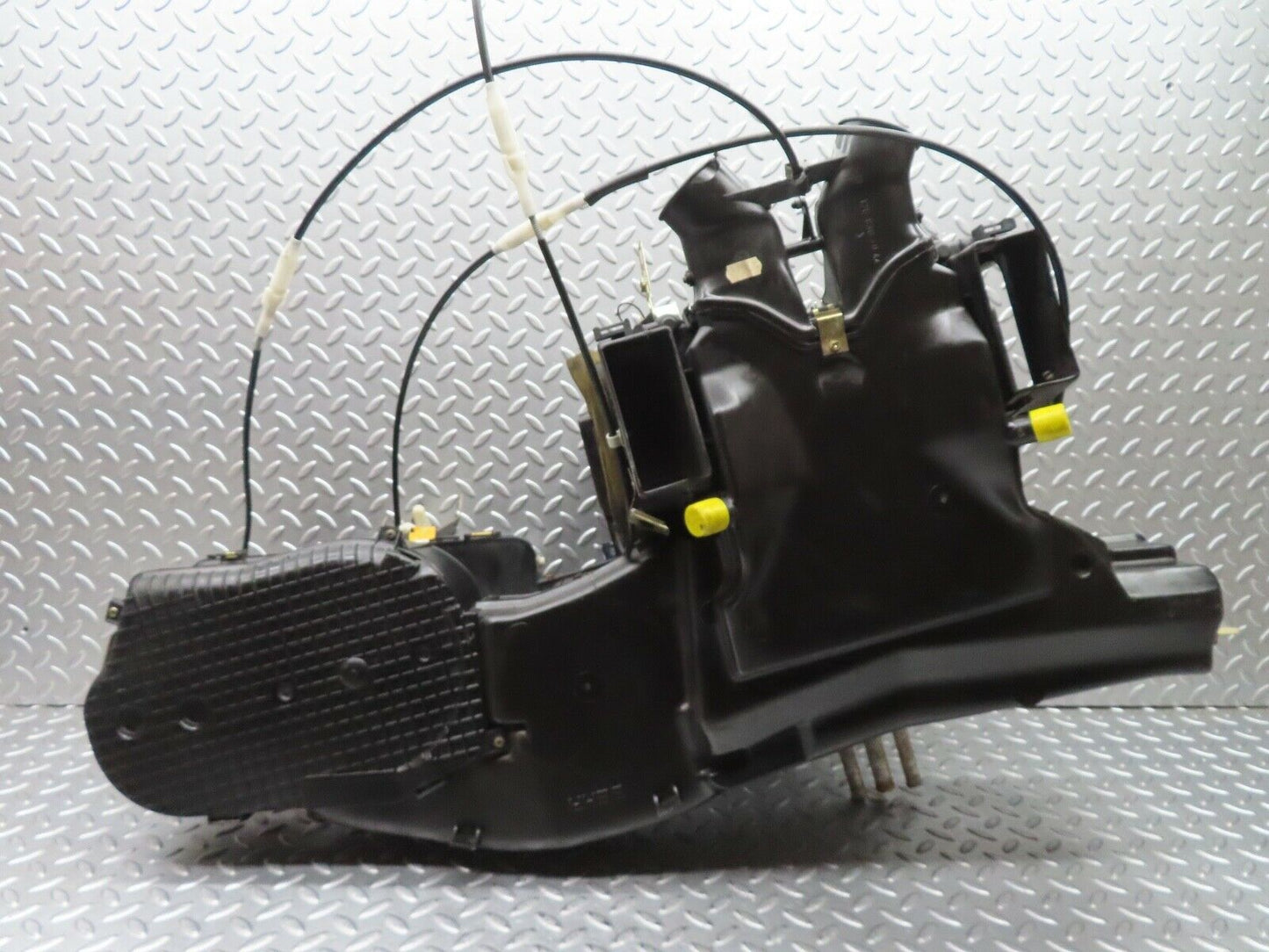 21702 Mercedes-Benz W126 300SE Heater Box Blower Housing