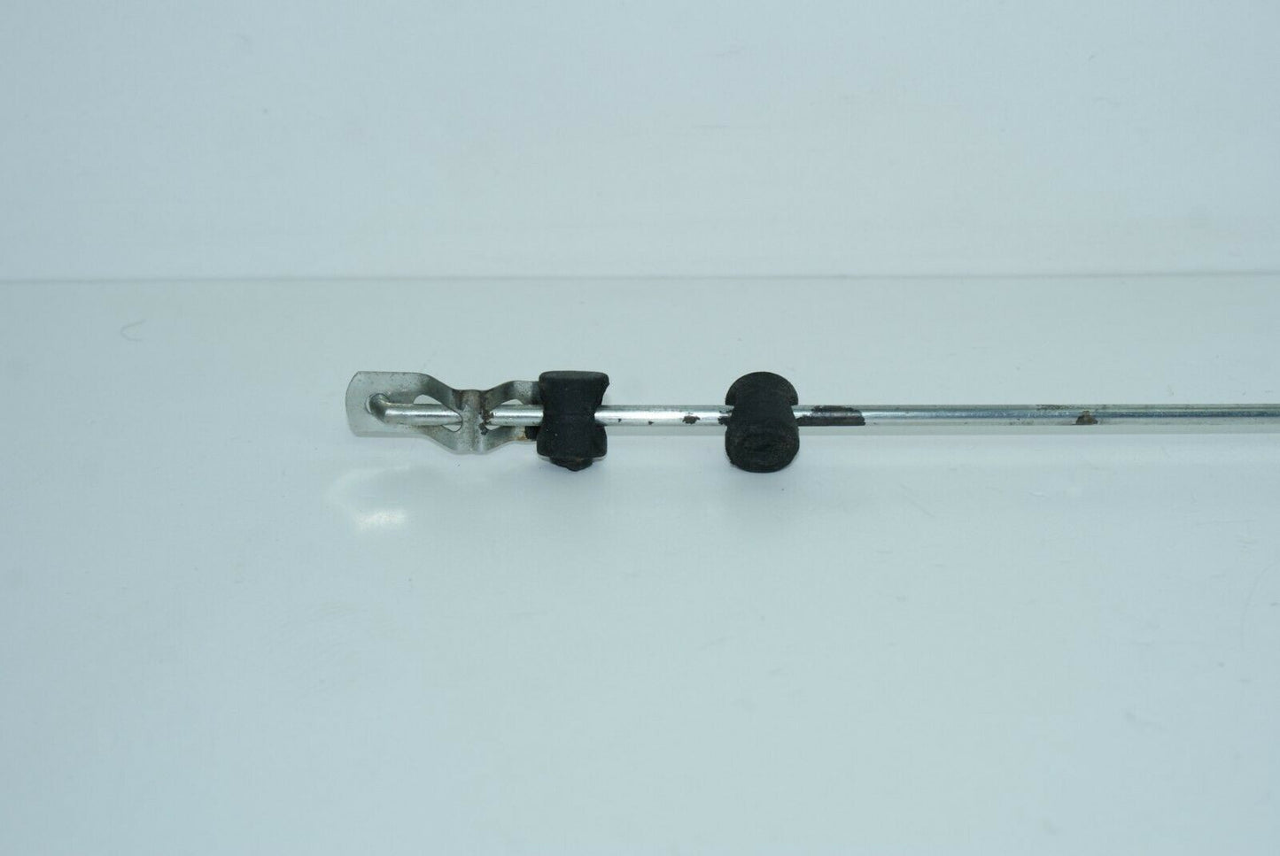 2071 Mercedes-Benz W105 219 PONTON Door Lock Control Bar Front Right