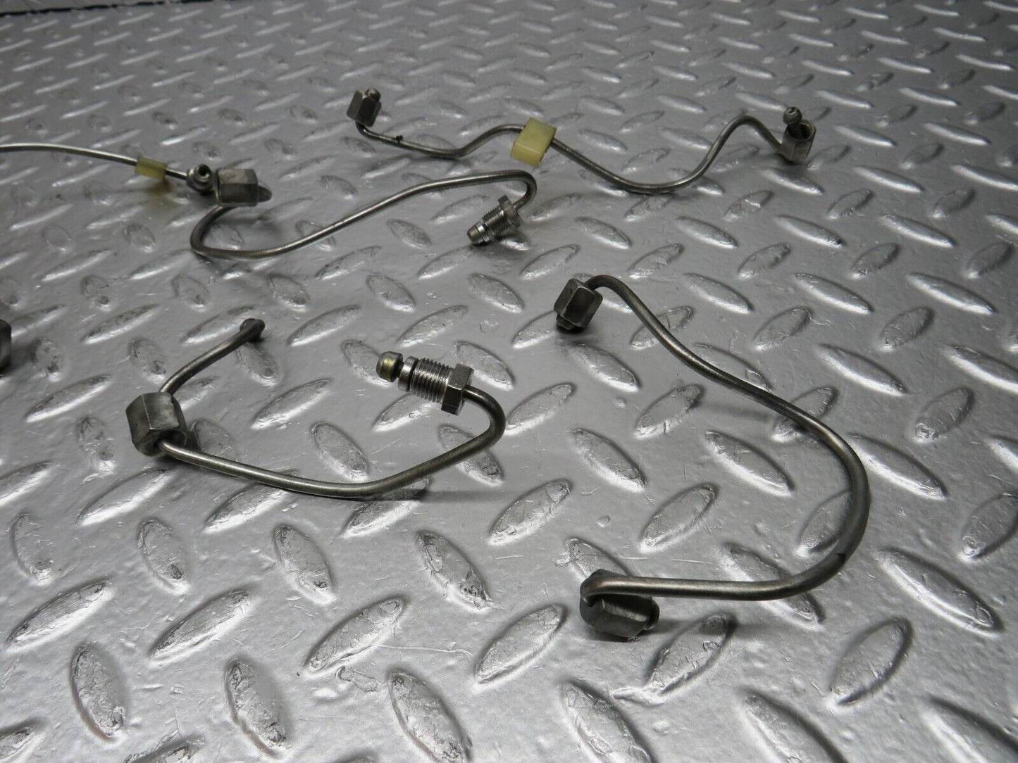 30523 Mercedes-Benz W124 230E Coupe Fuel Line Hose Set