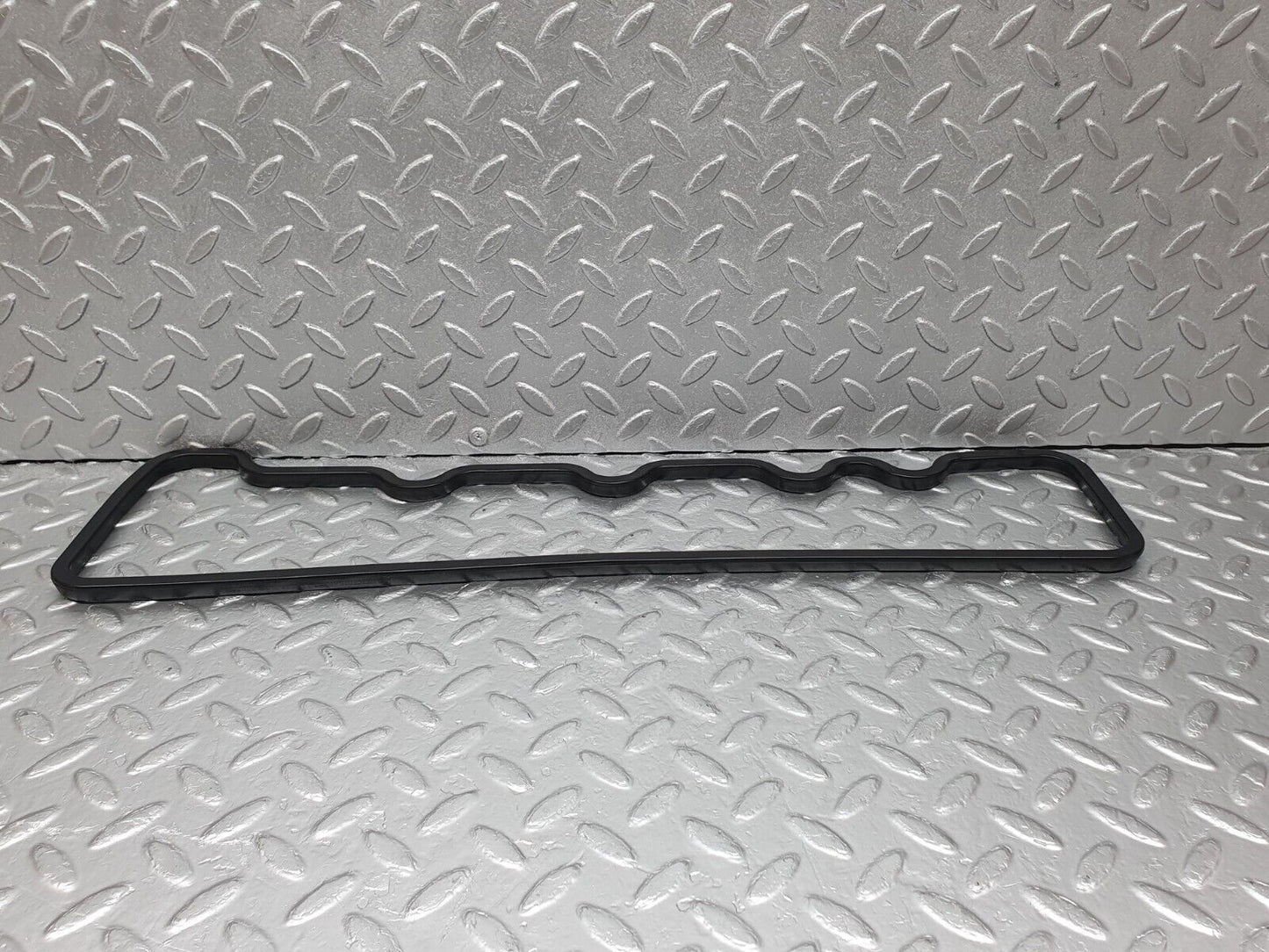 43714 Mercedes-Benz C126 380SEC Coupe Valve Cover Gasket 1160161421