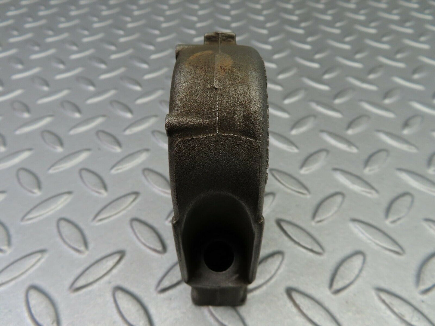 6295 Mercedes-Benz W126 380SE Camshaft Bearing Tower 1160514612