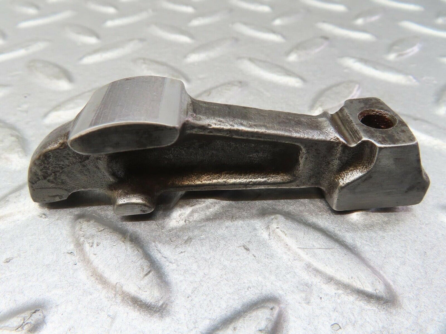 13379 Mercedes-Benz W111 230S Valve Rocker Arm With Retaining Spring