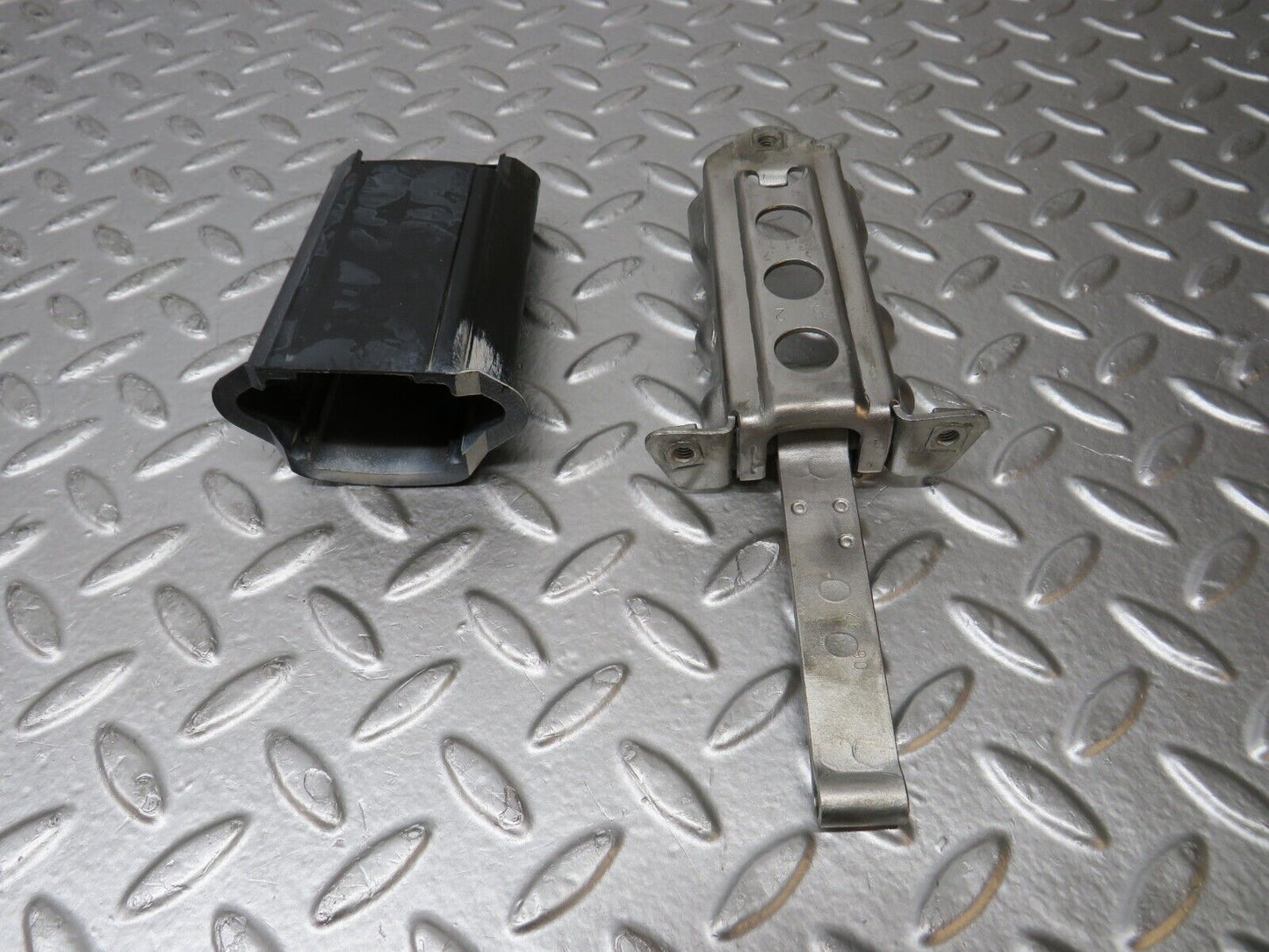 30261 Mercedes-Benz W124 230E Door Safety Check Strap