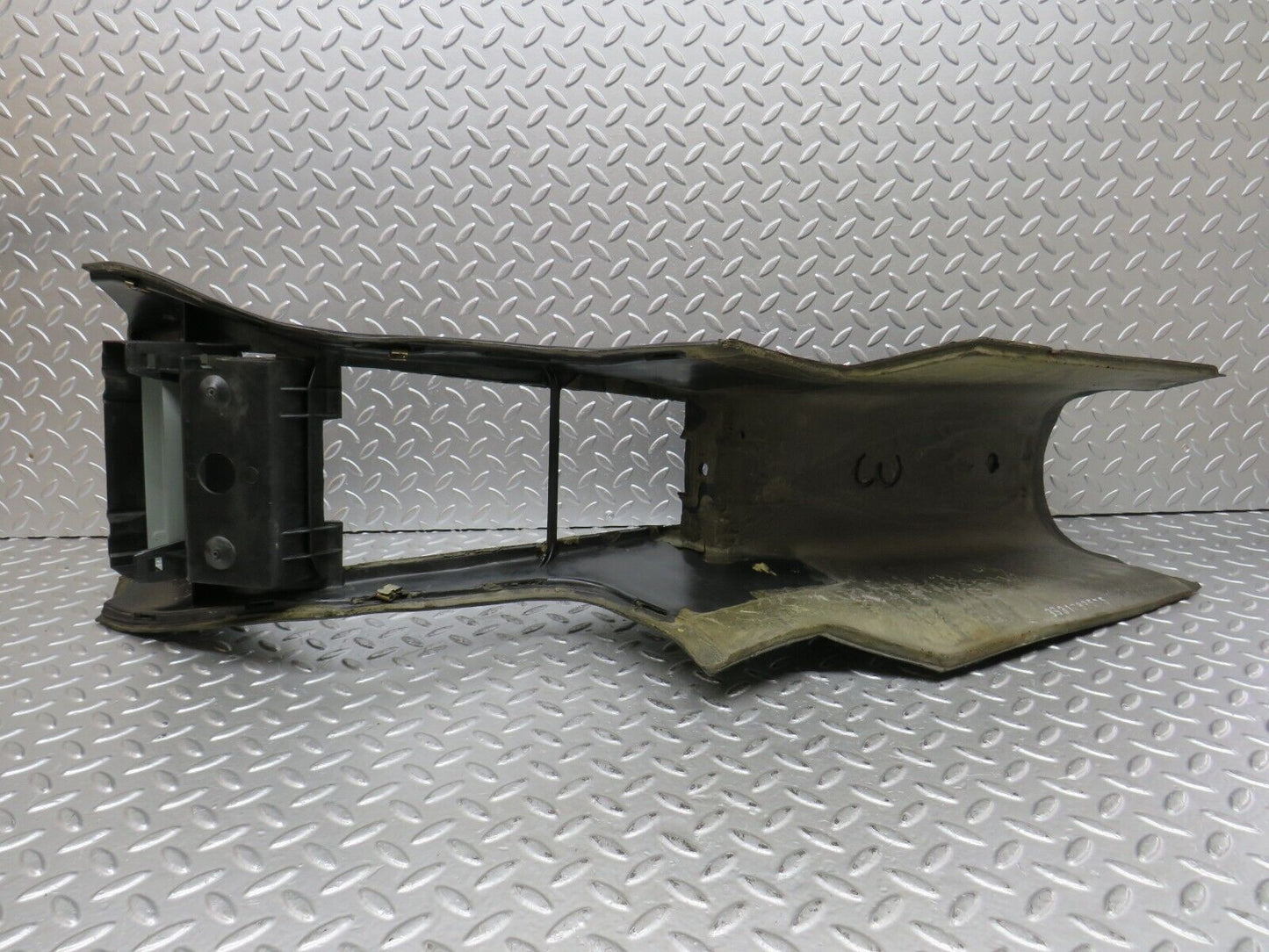 28227 Mercedes-Benz S123 240D Wagon Centre Console Black