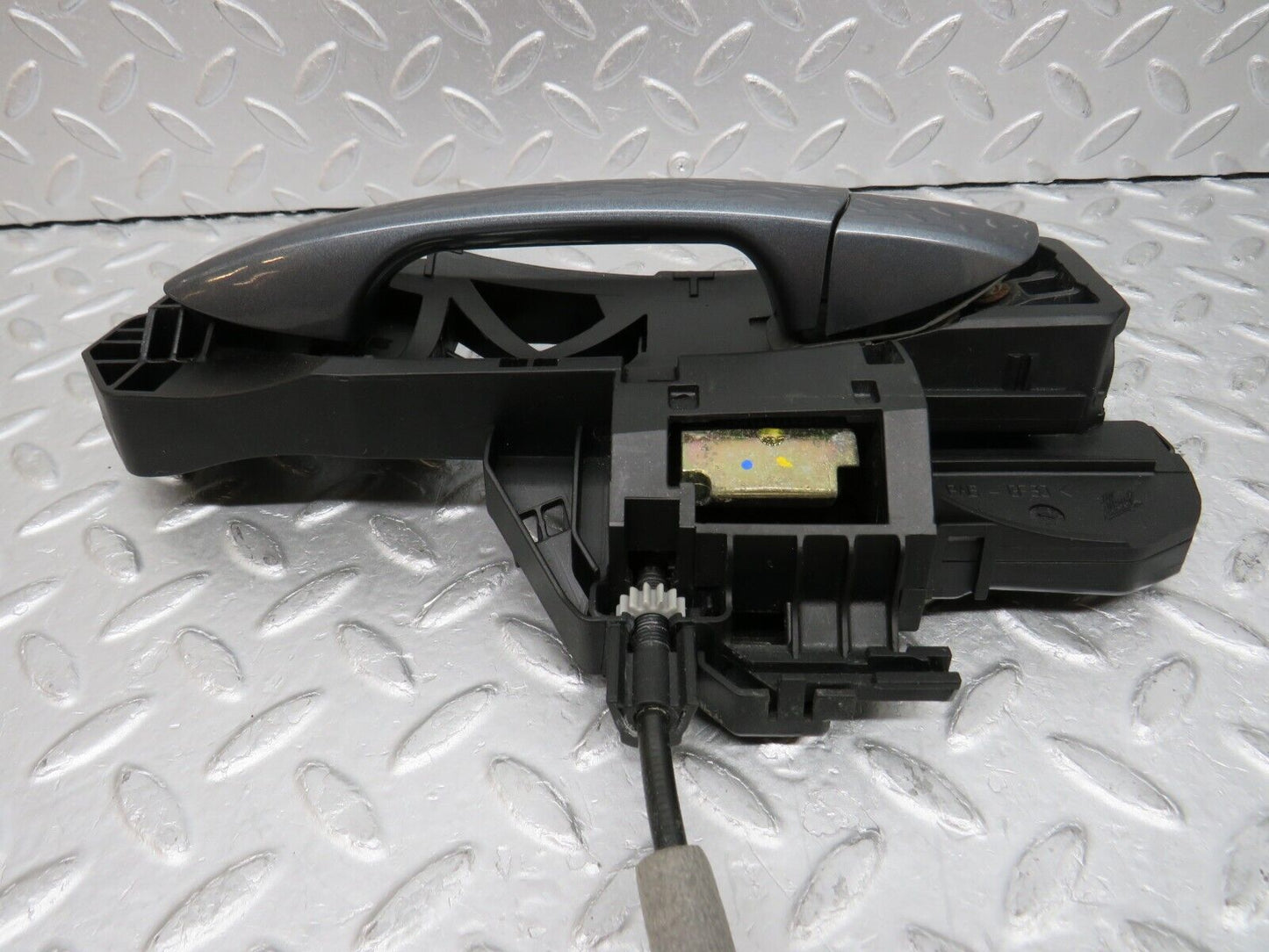 35288 Mercedes-Benz W221 Front Left Door Exterior Handle No Key 2217601334