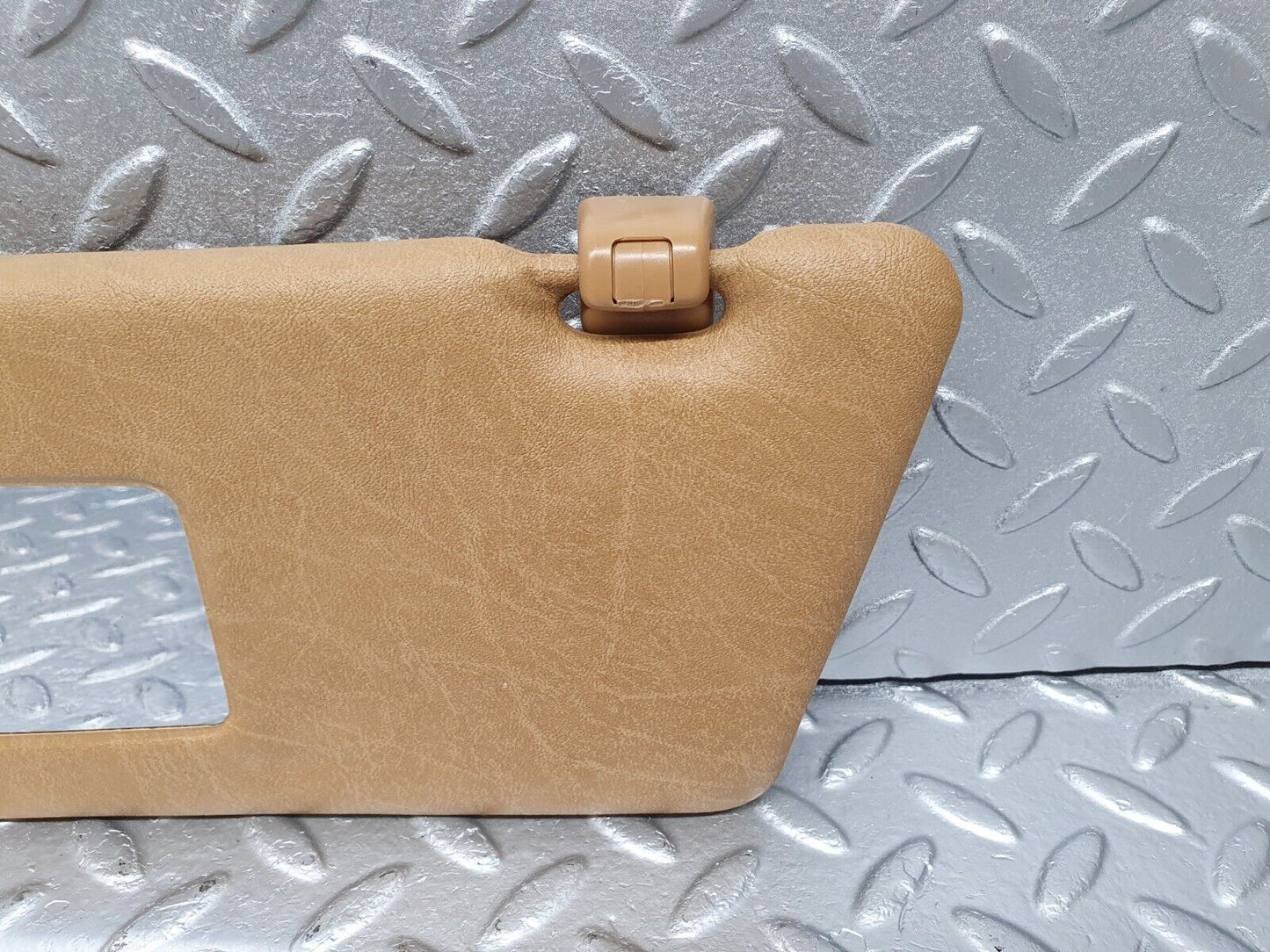 41392 Mercedes-Benz W124 200E Sun Visor Left Side Palomino
