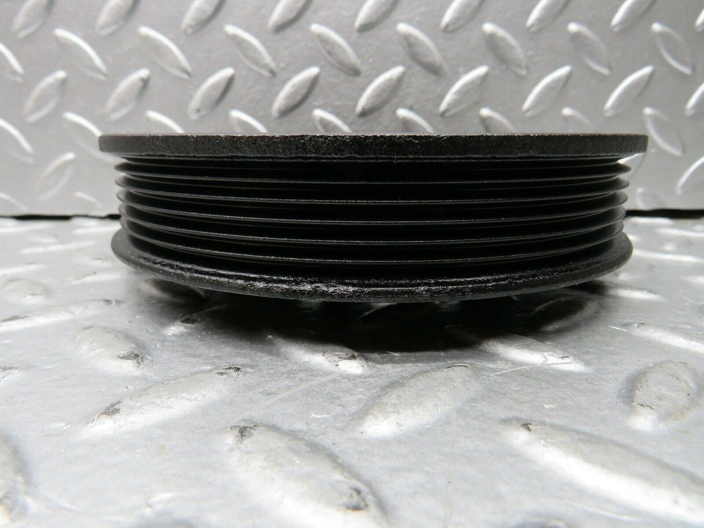 21756 Mercedes-Benz W126 300SE Crankshaft Pulley