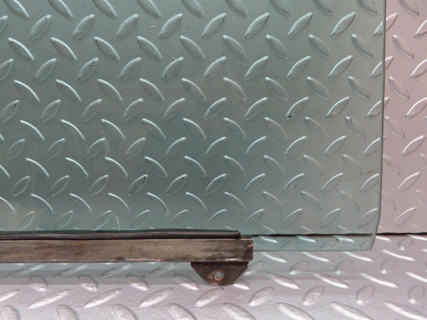 13078 Mercedes-Benz W111 220S Rear Left Door Window Glass