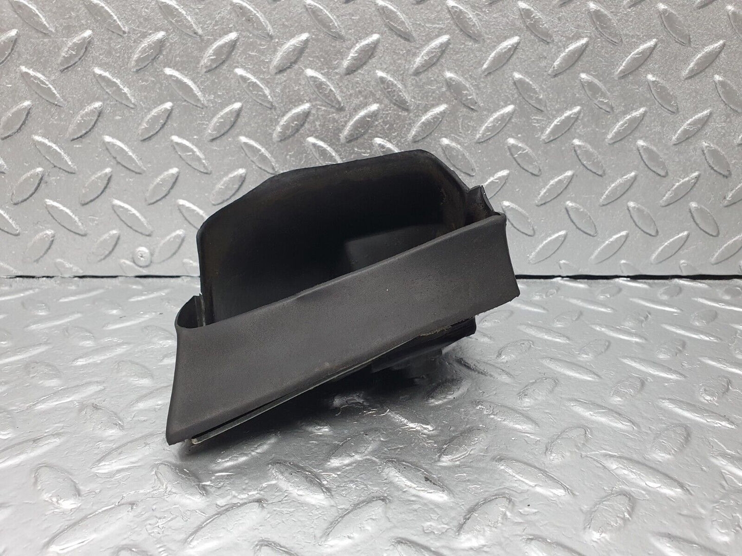 43695 Mercedes-Benz C126 380SEC Coupe Wing Mirror Rubber Seal Cover Right 1268110495 1268110861