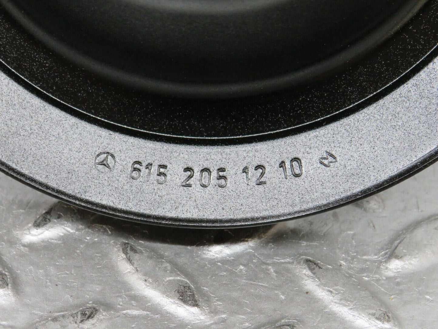 26853 Mercedes-Benz W123 240D Water Pump Pulley 6152051210