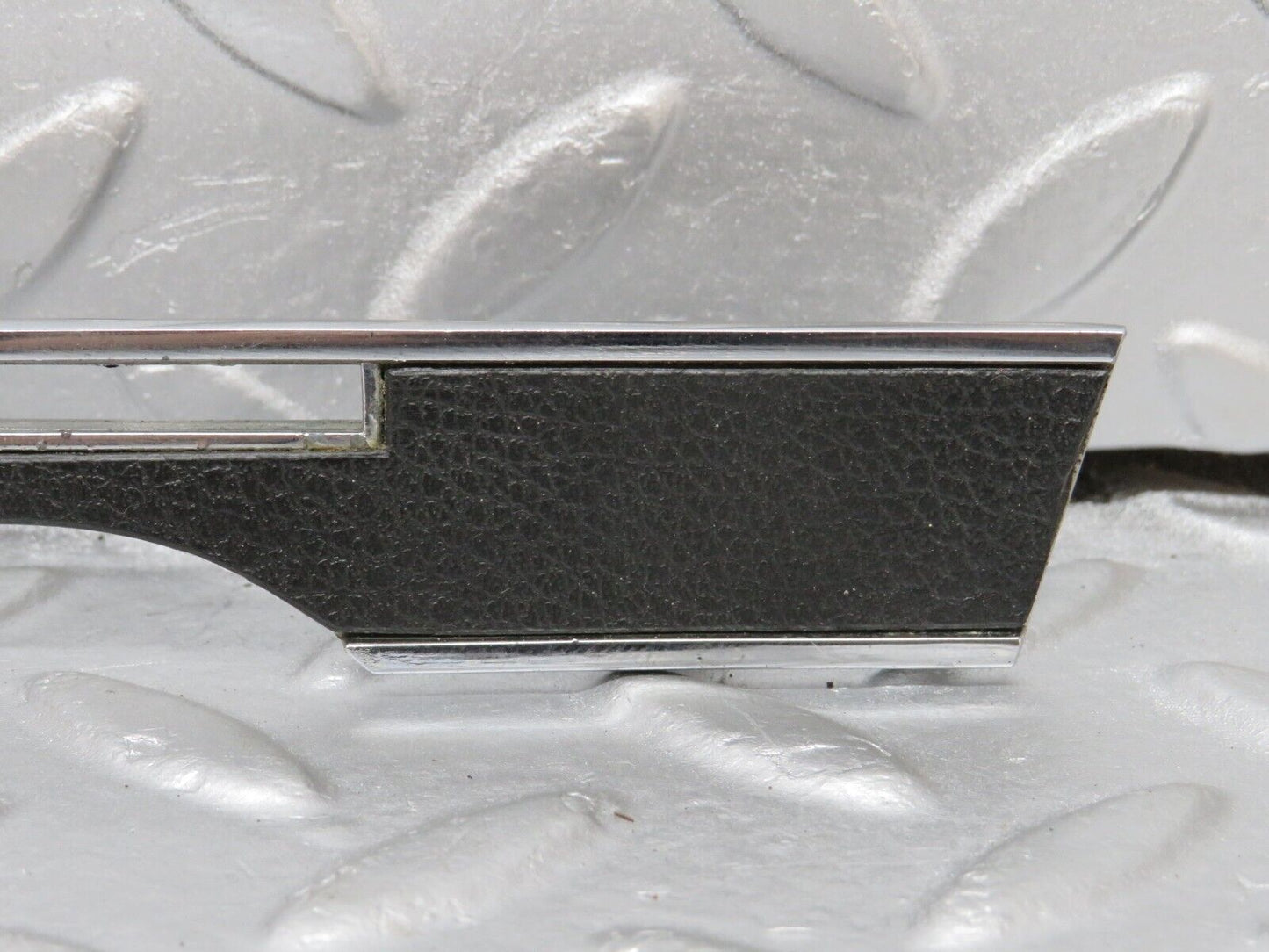 39957 Mercedes-Benz R107 350SL Coupe Dashboard Trim Right Side Black 1076800671