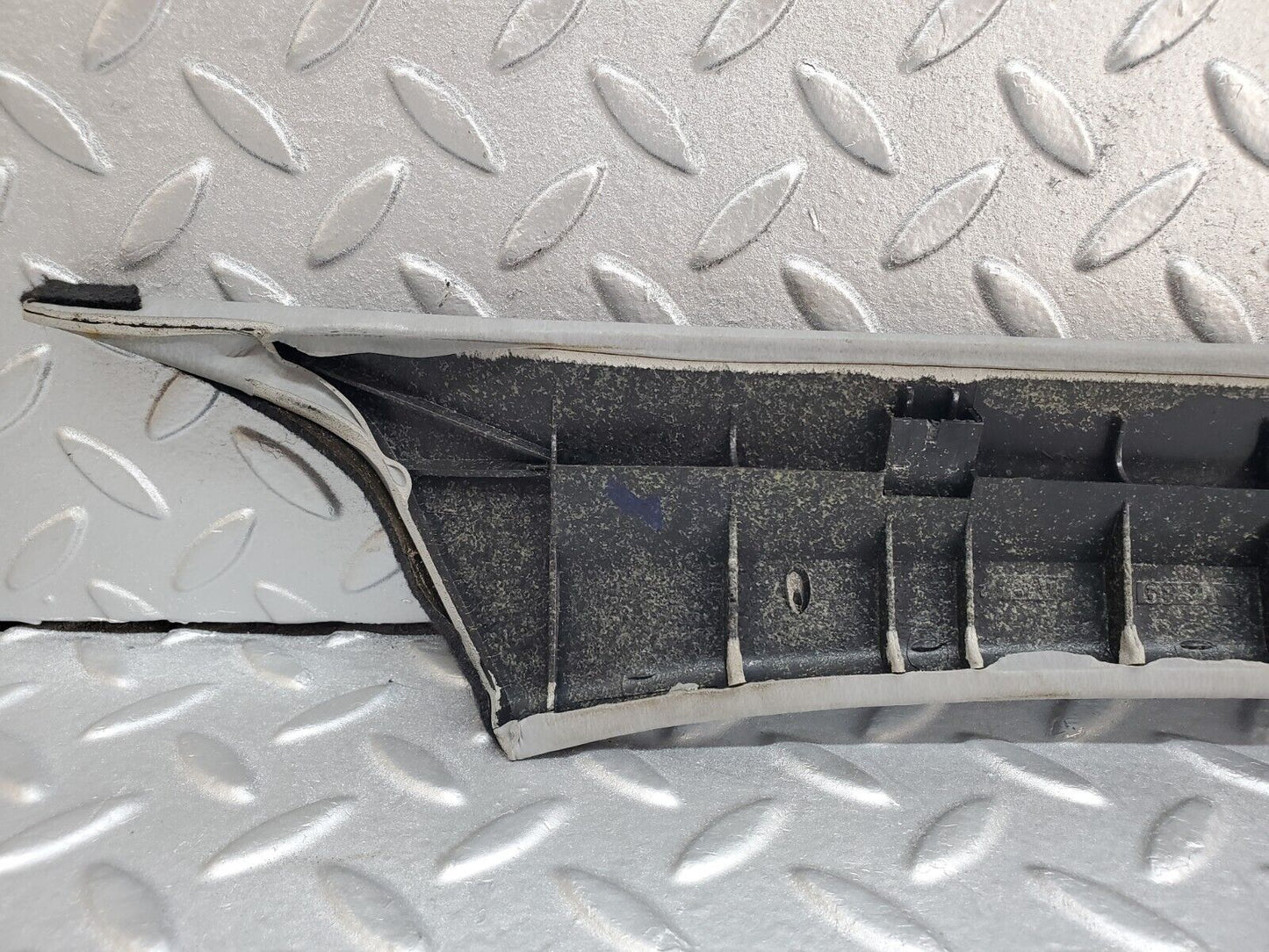 44677 Mercedes-Benz W124 220E A Pillar Cover Left Side Grey 1246920389