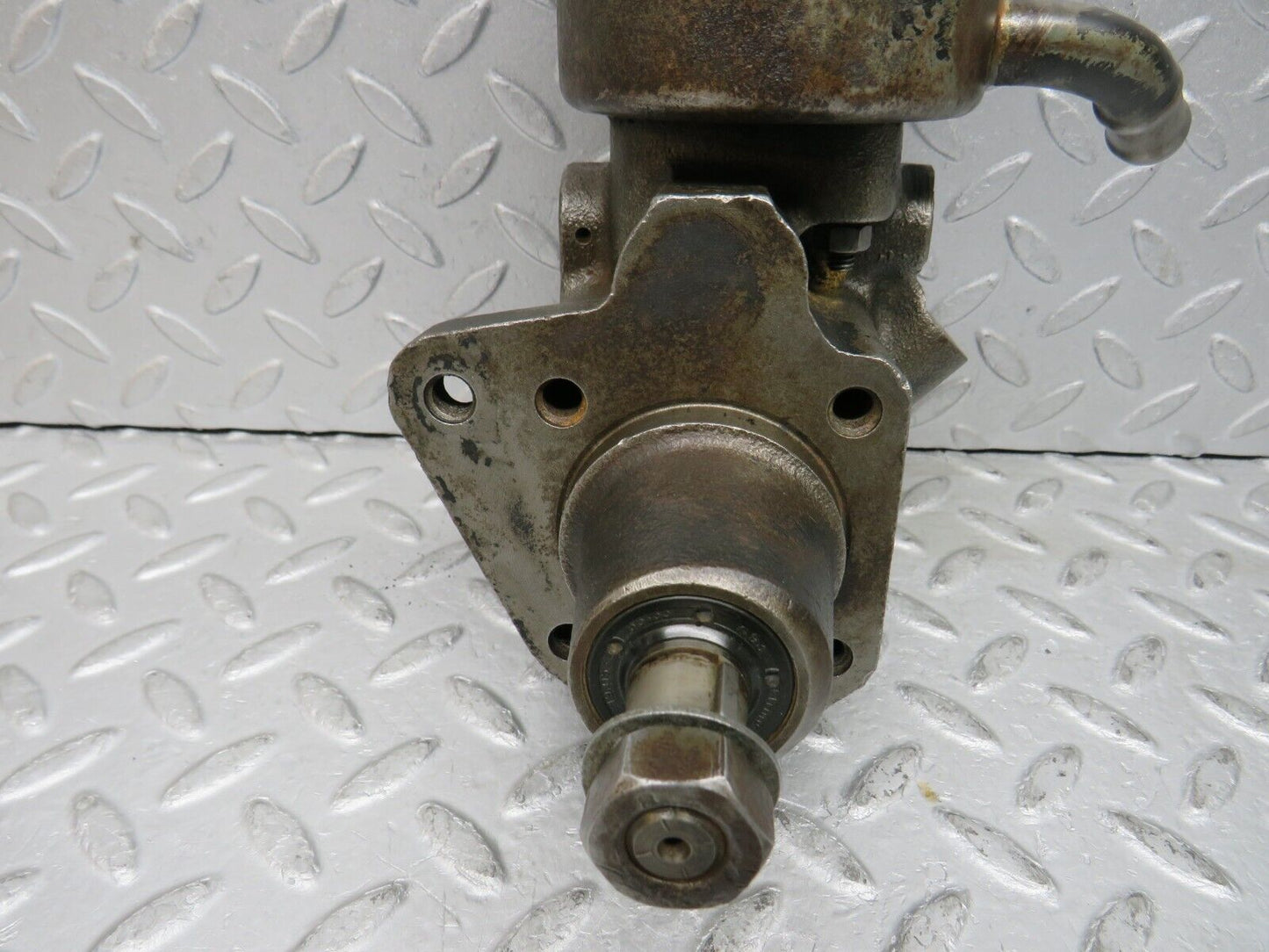 37650 Mercedes-Benz W109 300SEL Power Steering Pump Vickers