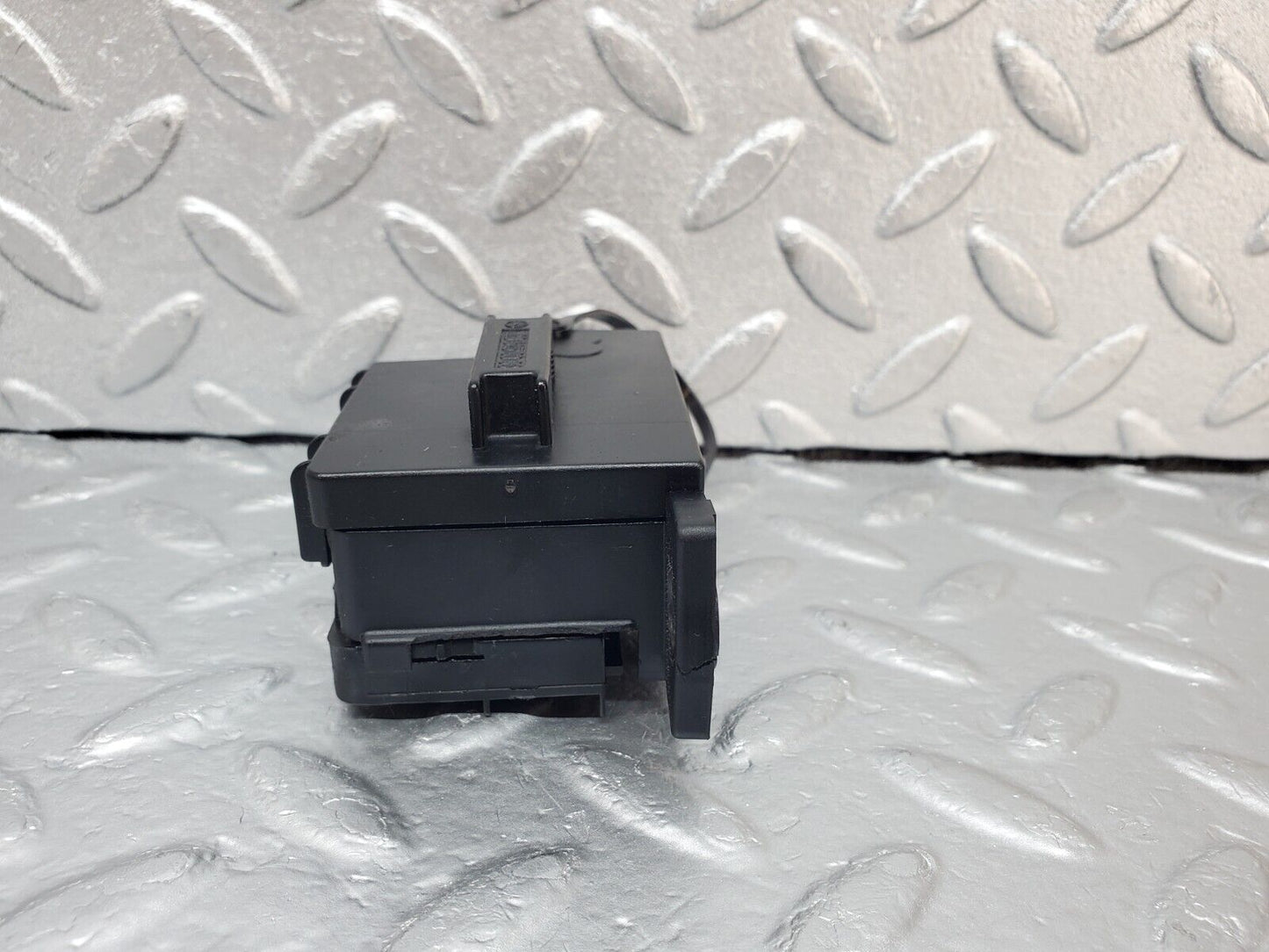 44936 Mercedes-Benz R129 300SL Coupe Diagnostic Connector 1295455540 1295450003