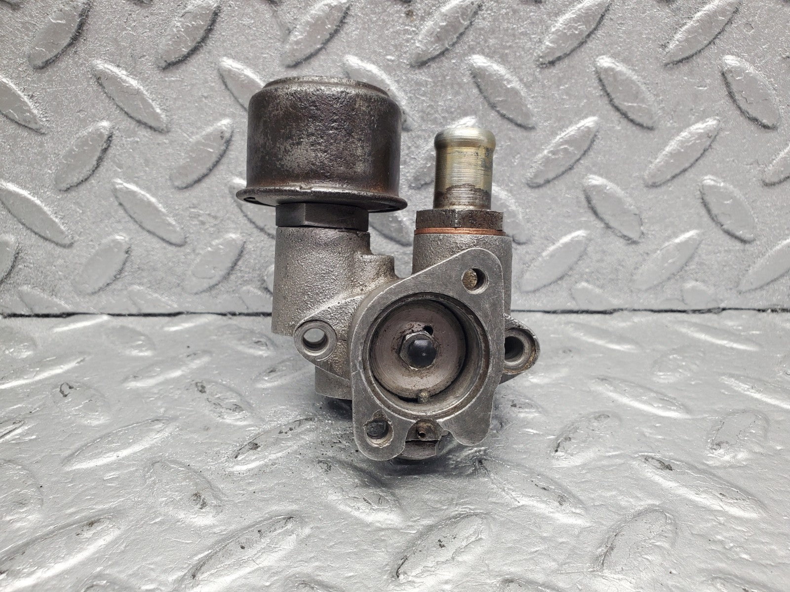 W112 warm up regulator valve used OEM