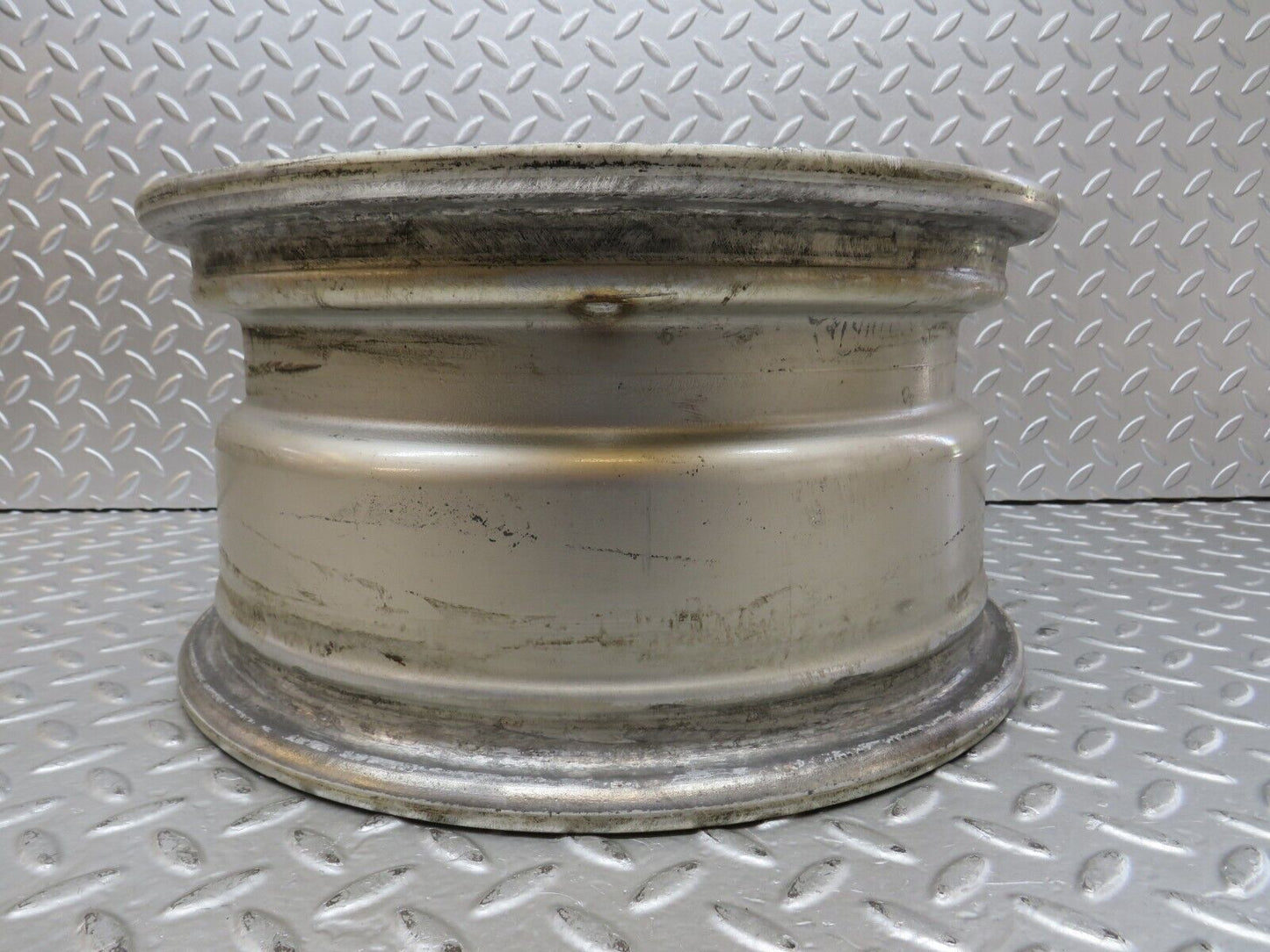 27476 Mercedes-Benz W116 Alloy Wheel Mexican Hat 6.5Jx14H2 ET30 1084001002