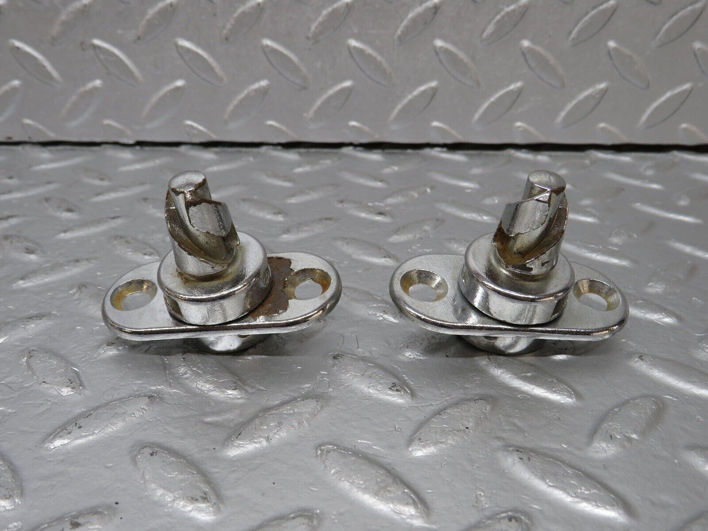 39960 Mercedes-Benz R107 350SL Coupe Soft Top Lock Pair