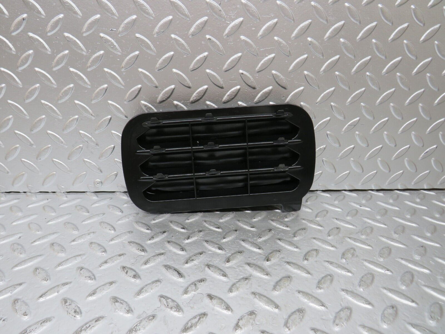 26384 Mercedes-Benz C124 220CE Rear Air Intake Vent Right