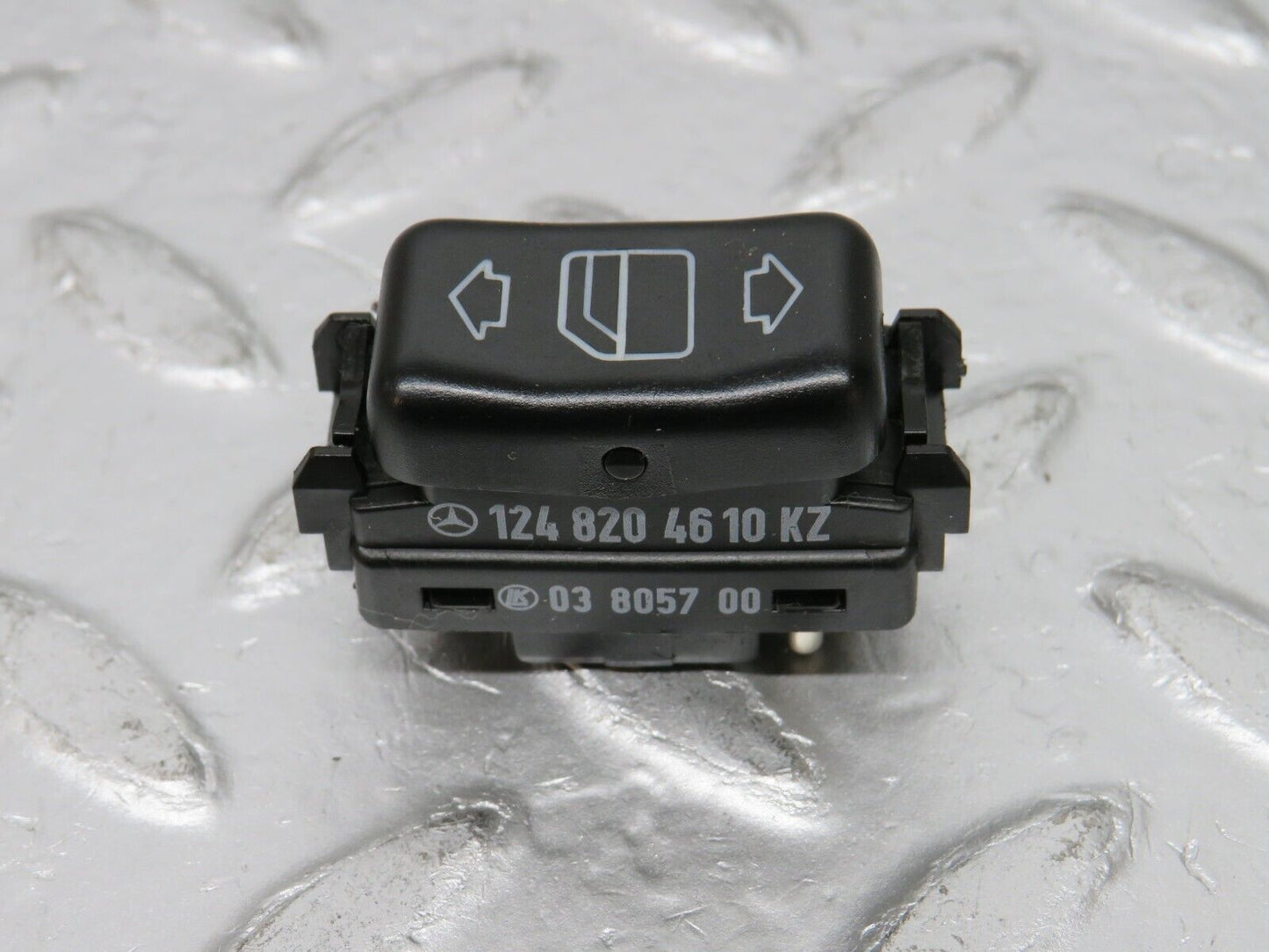 32470 Mercedes-Benz S124 300TE Wagon Electric Window Switch Left 1248204810
