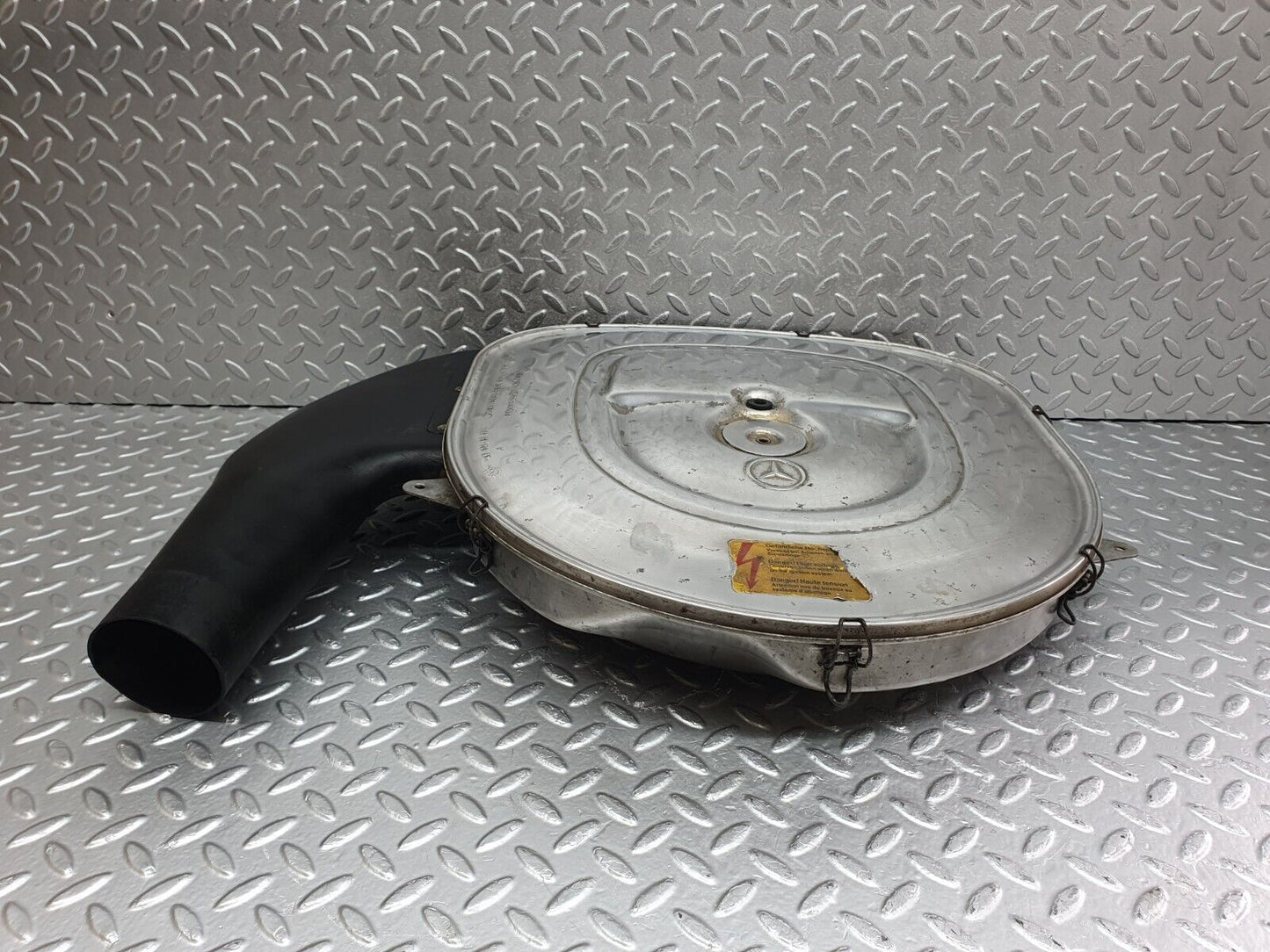 43806 Mercedes-Benz C126 380SEC Coupe Aluminium Air Filter Box Housing 0130946802