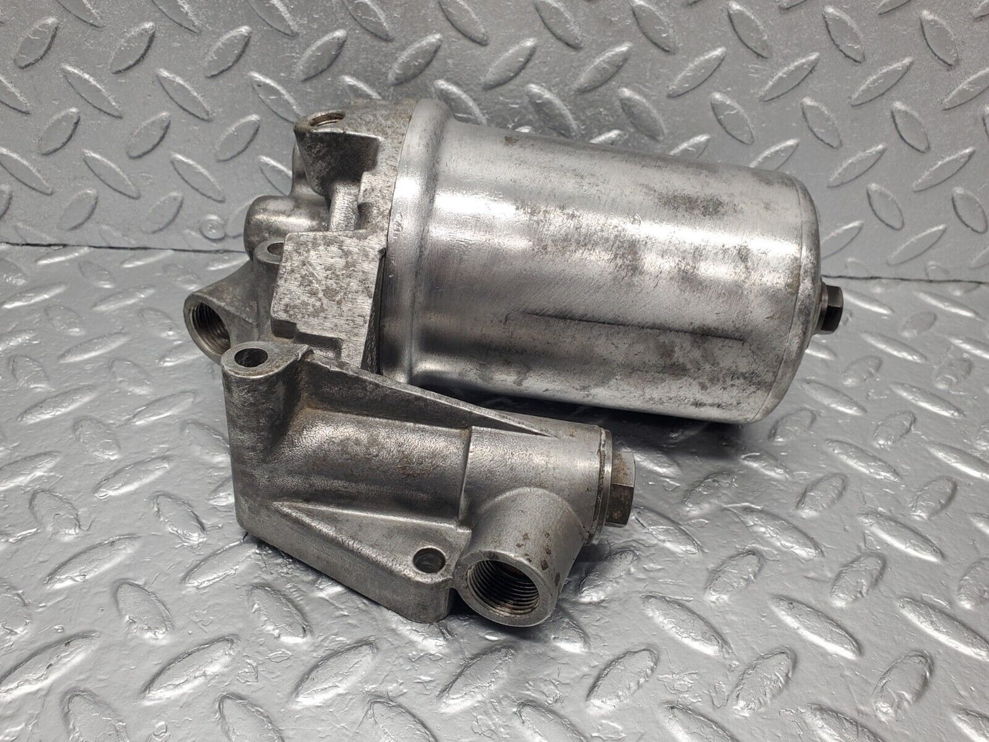 46596 Mercedes-Benz C123 280CE Coupe Oil Filter Housing 1101800111