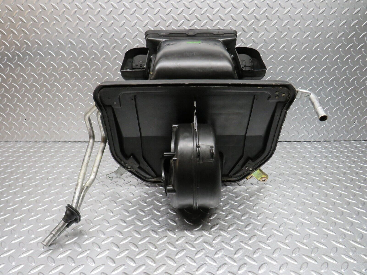 29297 Mercedes-Benz W124 230E Heater Blower Box Housing 1248304062