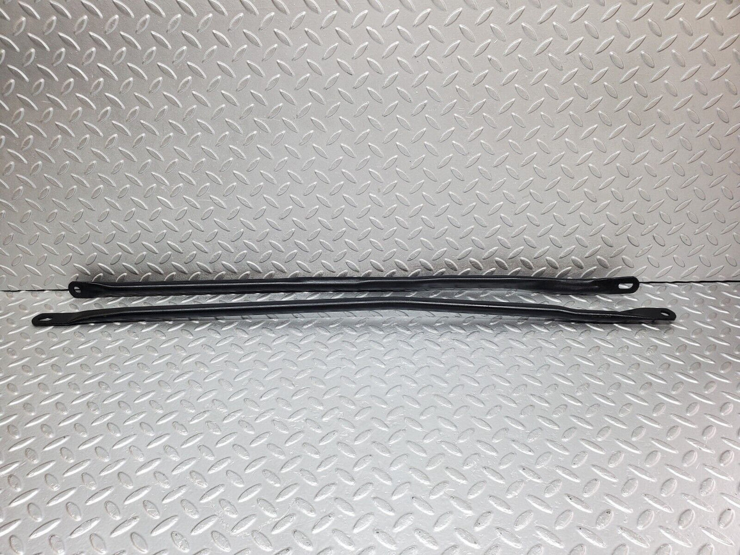 45317 Mercedes-Benz R129 300SL Coupe Rear Suspension Anti Roll Bar Support Bar 2x