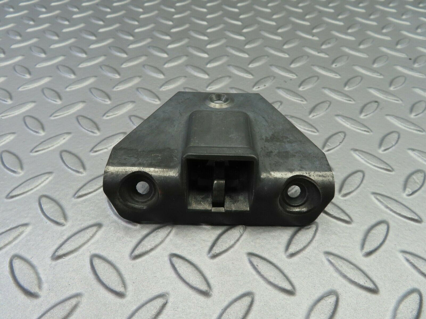 6883 Mercedes-Benz C107 350SLC Coupe Boot Latch Lock