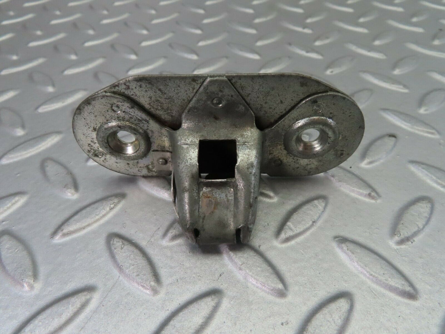 7363 Mercedes-Benz W116 450SE Trunk Lock Latch