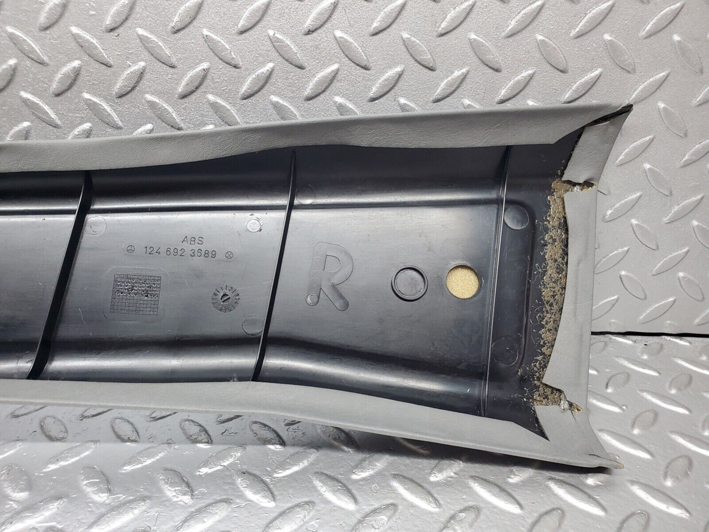 44579 Mercedes-Benz W124 220E B Pillar Cover Right Side Grey 1246923689